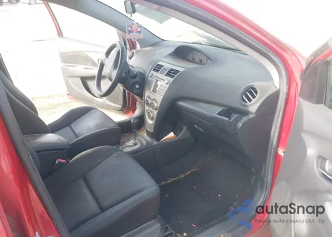 2010 Toyota Yaris z USA, uszkodzony, nr VIN JTDBT4K33A1362799